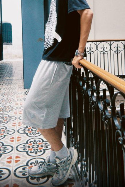GREY BAGGY SHORTS